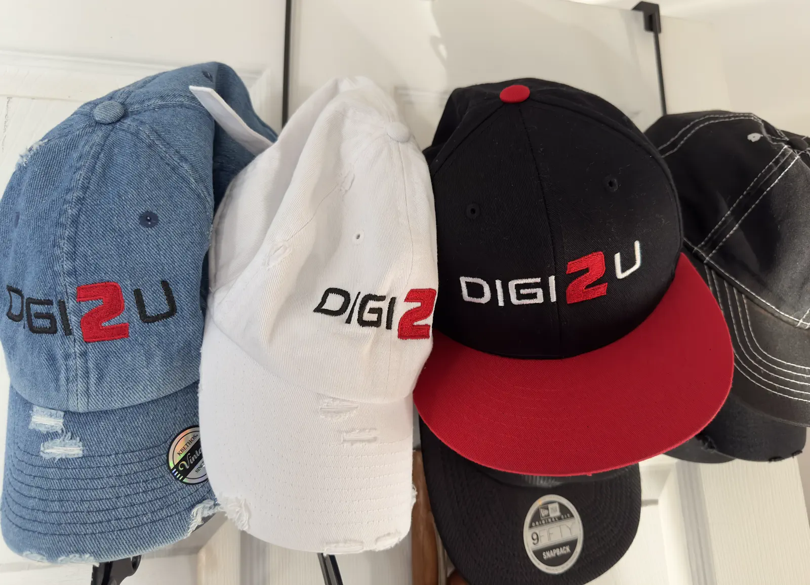 Digi2U branded caps